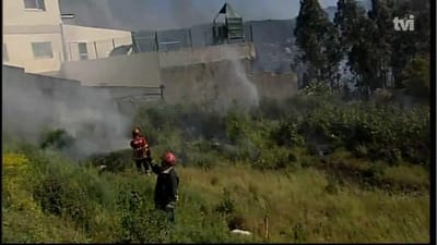 Gondomar: escola secundária evacuada devido a incêndio - TVI