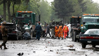 Estado Islâmico reivindica ataque a caravana da NATO - TVI