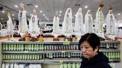 Papa defraudou expetativas das lojas em Fátima - TVI