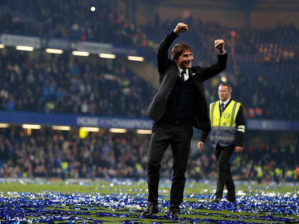 Chelsea festeja título Inglês (Reuters)