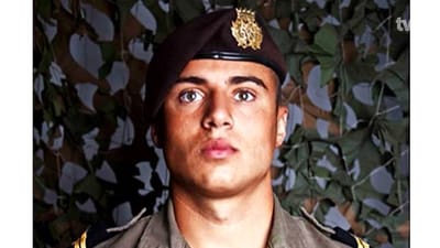 Mãe de recruta que morreu nos Comandos diz que Azeredo Lopes foi “bruto e frio” - TVI