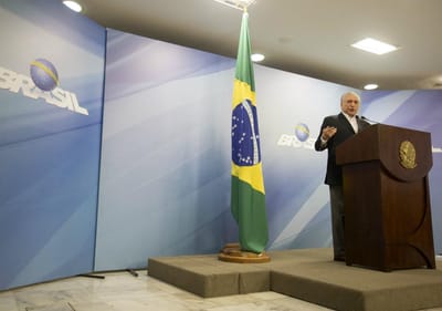 Subsídio Bolsa Família vai aumentar no Brasil - TVI