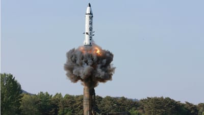 Coreia do Norte lançou três mísseis em três semanas - TVI