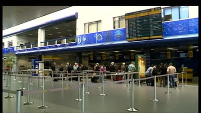 SATA cancela 42 de 81 voos previstos devido à greve - TVI