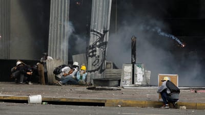 Morreram 74 pessoas em protestos na Venezuela desde abril - TVI