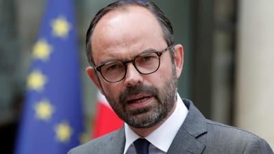 Primeiro-ministro francês vai receber grupo dos "coletes amarelos" - TVI