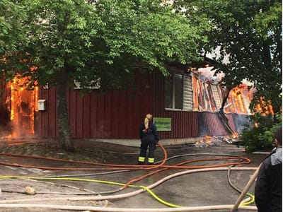 Incêndio criminoso faz arder o clube de infância de Lindelof - TVI