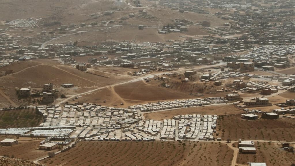 Campo de refugiados sírios em Arsal, Líbano, na fronteira com a Síria