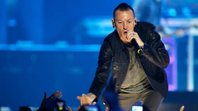Um ano depois, Linkin Park deixam mensagem emotiva a Chester Bennington - TVI