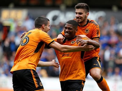 Jogada de Jota e golo de Cavaleiro na vitória do Wolves sobre o Leicester - TVI