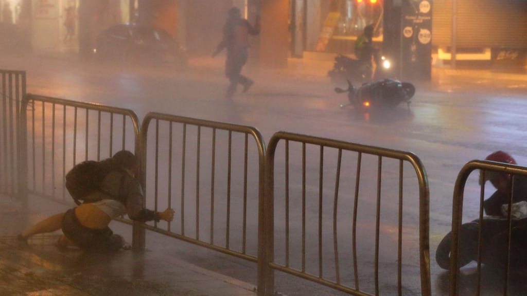 Tufão em Taiwan faz mais de 80 feridos
