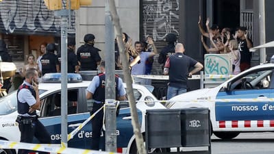 Cúmplices de atentado de 2017 em Barcelona condenados a penas de até 53 anos de prisão - TVI