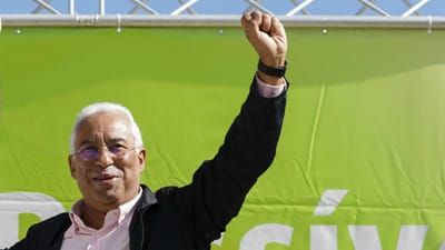 Autárquicas: líderes partidários continuam a acompanhar caravanas na reta final - TVI
