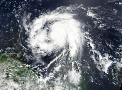 Furacão Maria devasta ilha Dominica - TVI