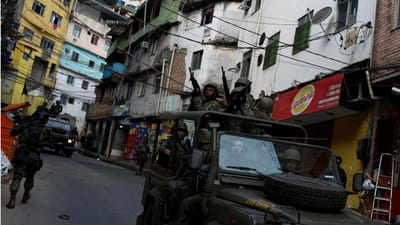 Sargento da BOPE morto na maior favela do Rio de Janeiro - TVI