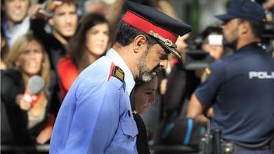 Madrid demite chefe da polícia da Catalunha - TVI