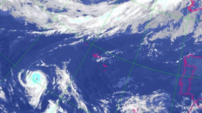 Furacão Ophelia sobe a categoria 2 antes de atingir Açores - TVI