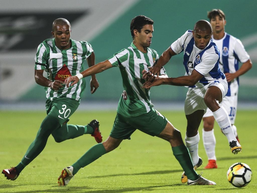 Lusitano Évora-FC Porto