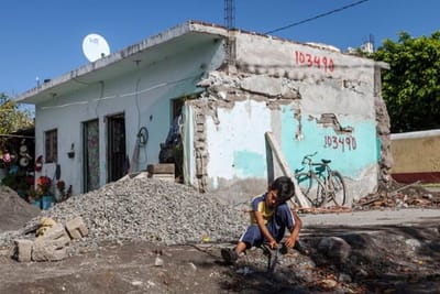 Terramoto no México deixou mais de 200 mil crianças ao deus-dará - TVI