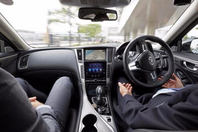 Vídeos: Nissan mostra a condução autónoma para 2020 - TVI