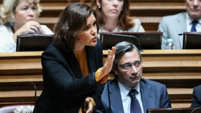 Financiamento dos partidos: CDS pede a Marcelo que vete alterações "escandalosas" - TVI