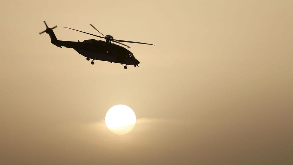 Helicóptero das forças especiais da Arábia Saudita