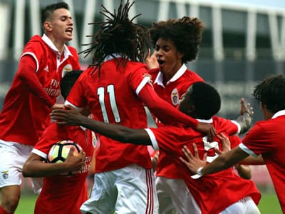 Juvenis: Benfica goleia, FC Porto vence em Vila do Conde - TVI