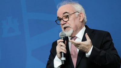 Vieira da Silva: "Autoeuropa é muito importante para o país" - TVI