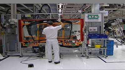 Trabalhadores da Autoeuropa discutem pré-acordo laboral - TVI
