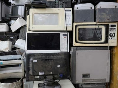 Lixo eletrónico está a aumentar e põe em causa ambiente e saúde - TVI