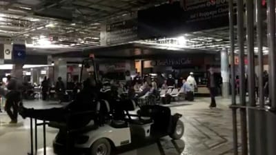 Luz restaurada no aeroporto de Atlanta após 11 horas de apagão - TVI