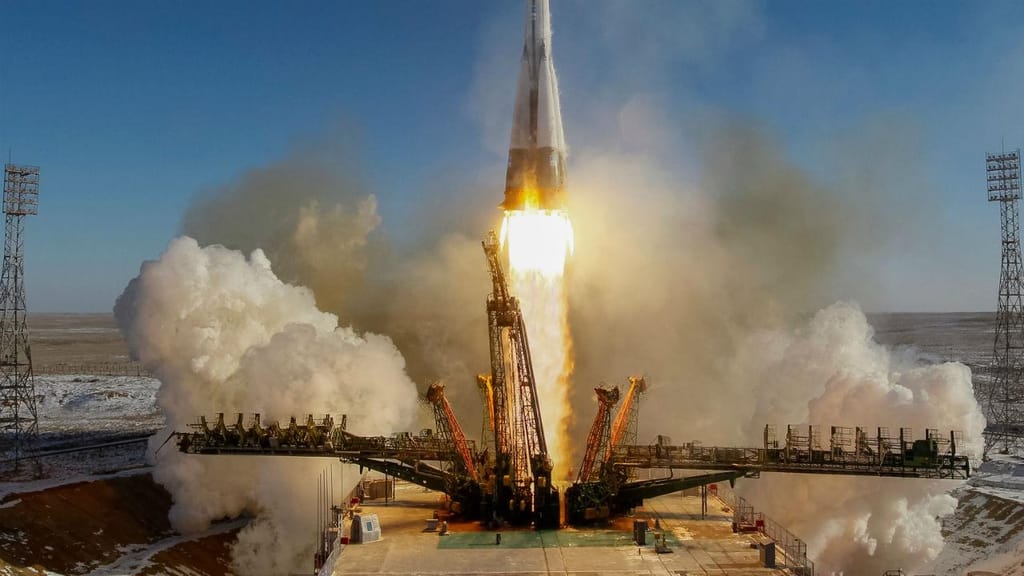 Lançamento da nave russa Soyuz MS-07 a 17 de dezembro de 2017