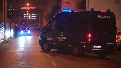Baleados em operação policial na Grande Lisboa continuam internados - TVI