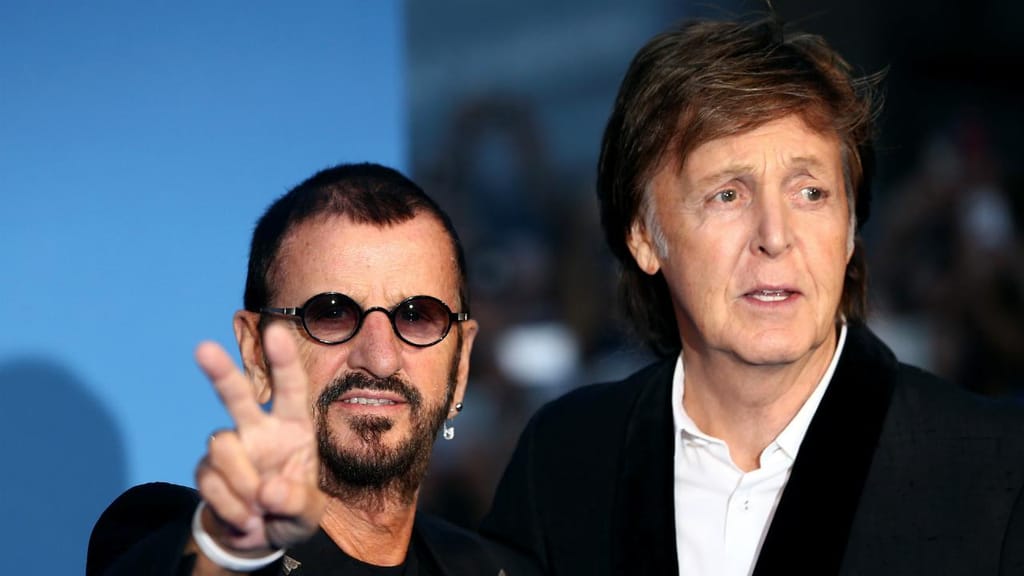 Ex-Beatles Ringo Starr e Paul McCartney