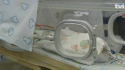 Letícia é a primeira bebé do ano 2018 - TVI