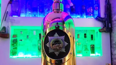 Polícia procura garrafa de vodka roubada que vale 11 milhões - TVI