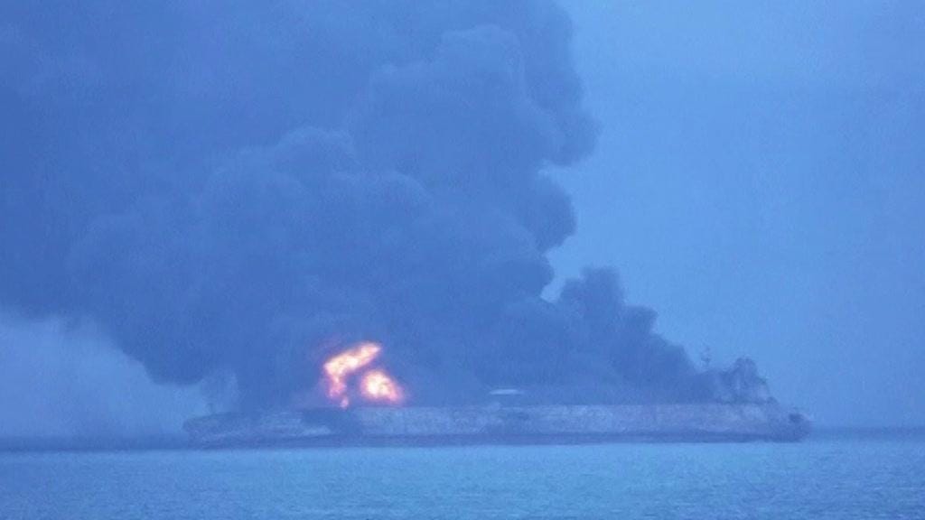 32 tripulantes de petroleiro do Irão desaparecidos