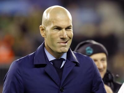 Zidane: «Não me surpreendeu nada o que Mbappé fez no Camp Nou» - TVI