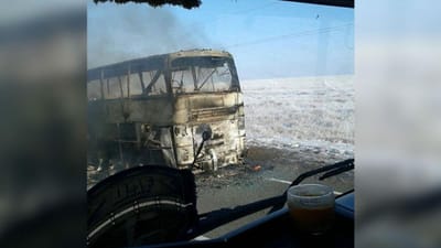 Pelo menos 52 mortos após incêndio em autocarro no Cazaquistão - TVI