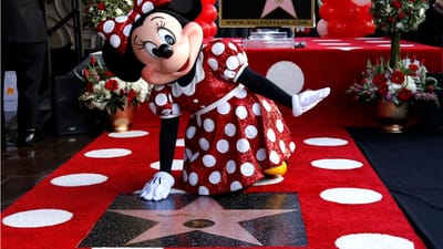 Minnie já tem uma estrela no passeio da fama de Hollywood - TVI