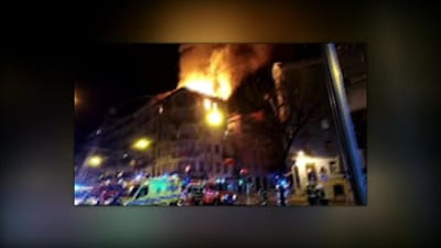 Fogo em Lisboa desaloja cerca de 19 pessoas - TVI