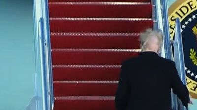 Vídeo mostra a careca de Donald Trump - TVI