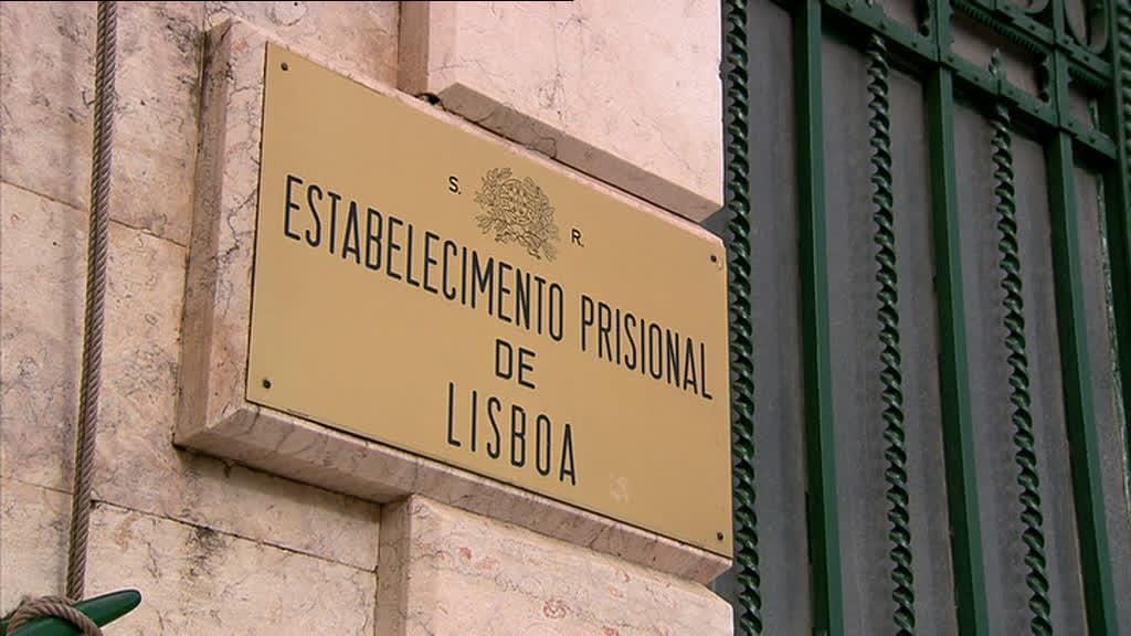 Serviços prisionais ponderam abrir processos criminais a guardas do EPL