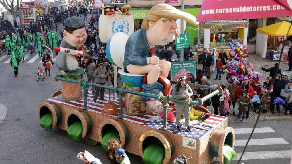 Kim Jong-un e Donald Trump no Carnaval de Torres Vedras