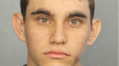 FBI foi alertado sobre atirador de liceu da Flórida há cinco meses - TVI