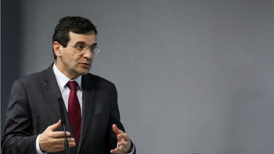 Ministro nega ocorrência de demissões no Hospital de S. José - TVI