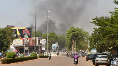 Ataque no Burkina Faso faz 47 mortos, civis e militares - TVI