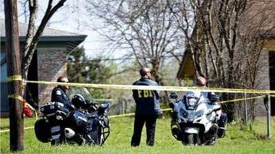Mais dois pacotes-bomba voltam a matar no Texas - TVI