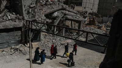 Grupo rebelde em Ghouta oriental anuncia cessar-fogo para negociações - TVI