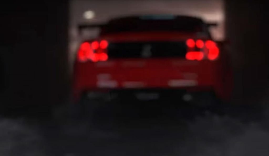 Ford Mustang Shelby GT500 (reprodução YouTube)